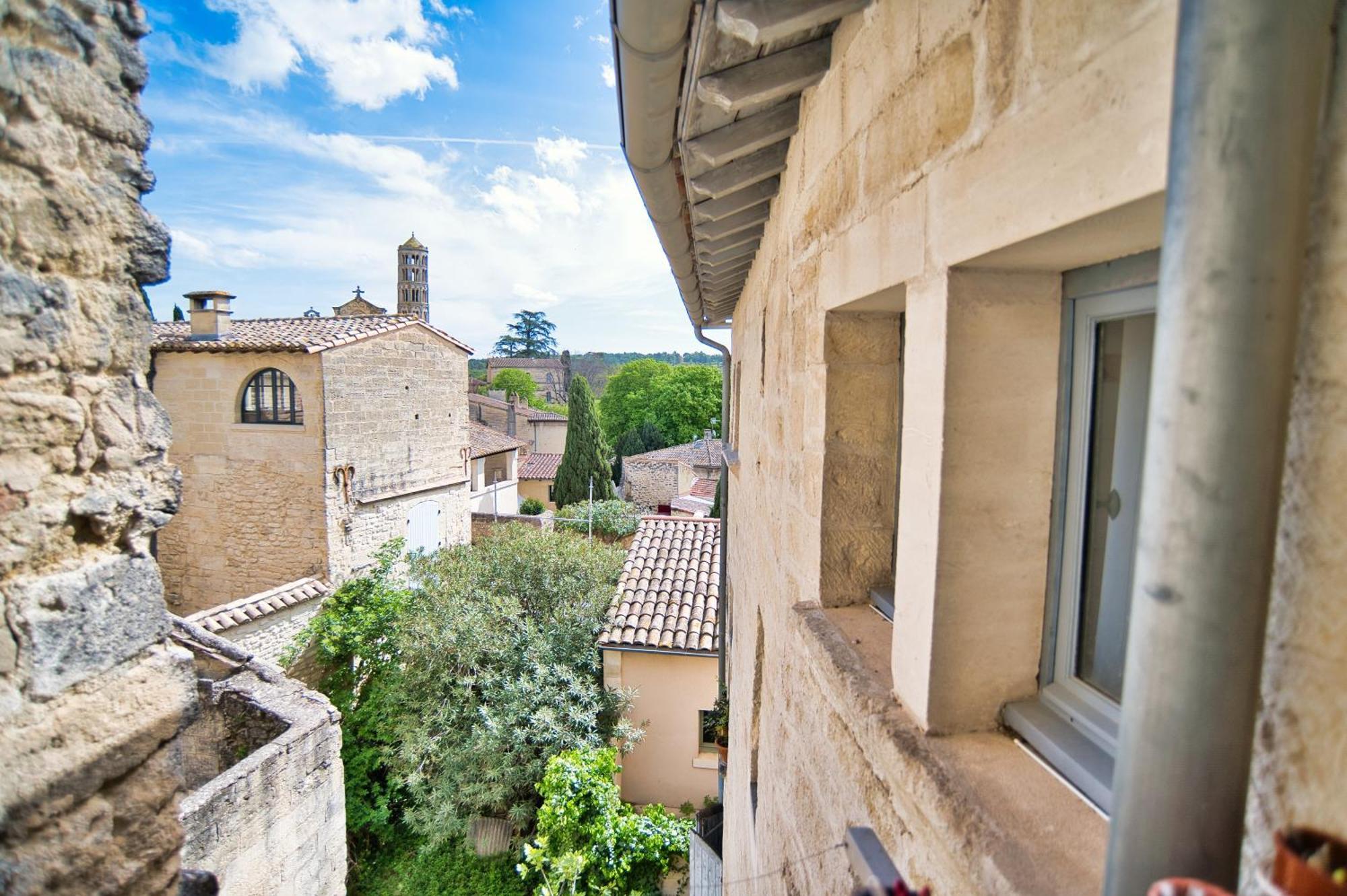 Chambre D'Hote Vue Exepitonnelle Uzes Exterior photo
